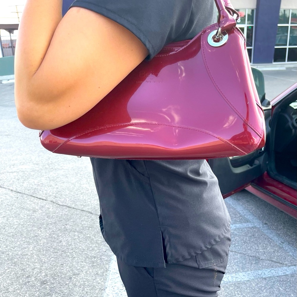 RED BEIJO HAND BAG
